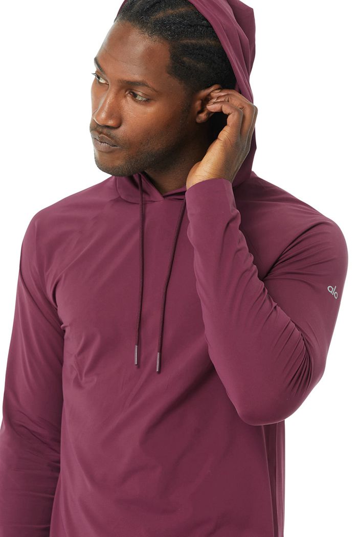 Red Alo Yoga Idol Hooded Runner Men's Hoodie | 83750BSYP