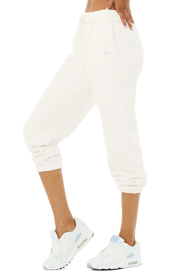 White Alo Yoga Accolade Sweat Women's Pants | 18570JLBA