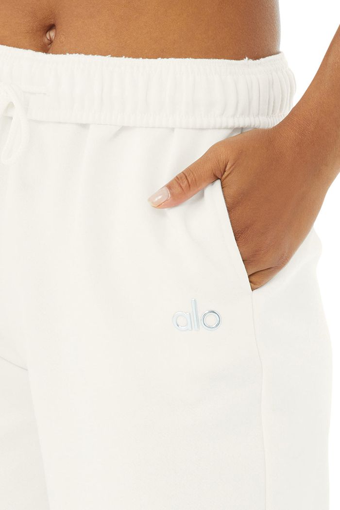 White Alo Yoga Accolade Sweat Women's Pants | 18570JLBA