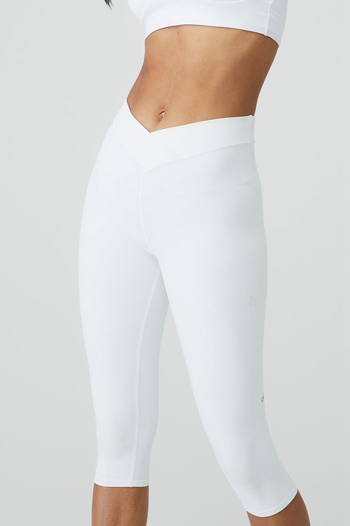 White Alo Yoga Airbrush V-Cut Define Capri Women's Pants | 71653LXYH