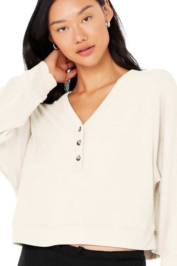 White Alo Yoga Alolux Soho Cropped Henley Women's Long Sleeve | 96078KOIC