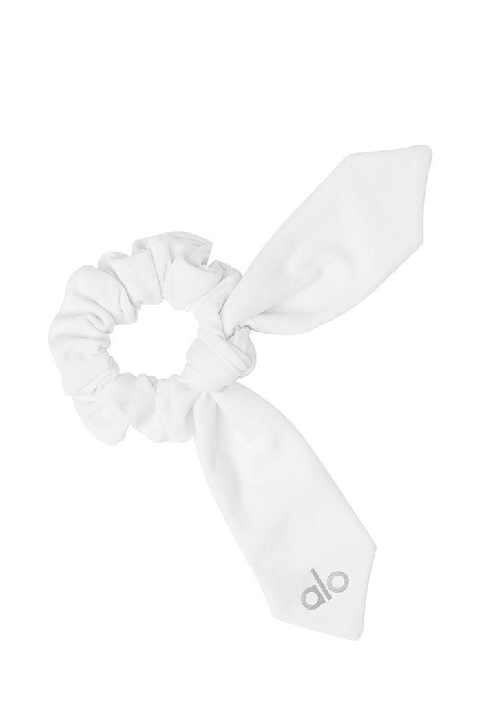 White Alo Yoga Alosoft Rhythm Women\'s Scrunchie | 18206AFUP