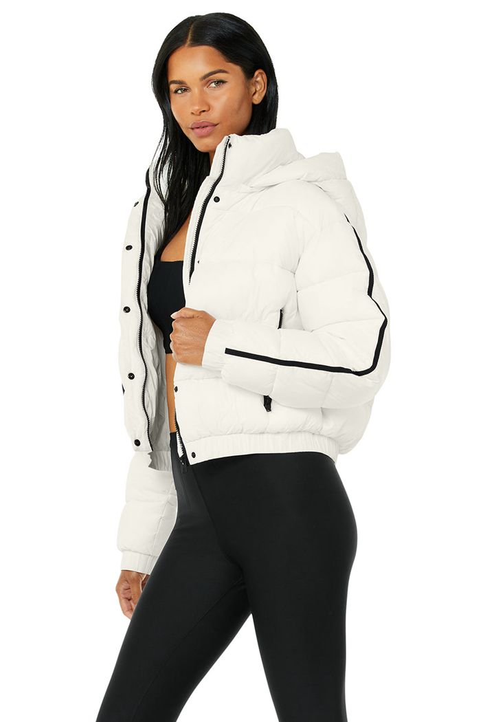 White Alo Yoga Aspen Love Puffer Women's Jackets | 30268CVLA