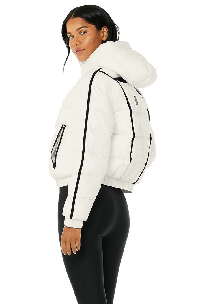 White Alo Yoga Aspen Love Puffer Women's Jackets | 30268CVLA