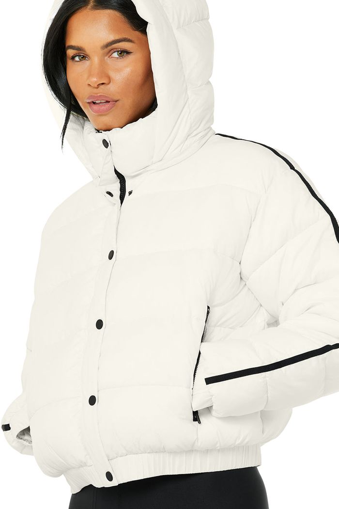 White Alo Yoga Aspen Love Puffer Women's Jackets | 30268CVLA