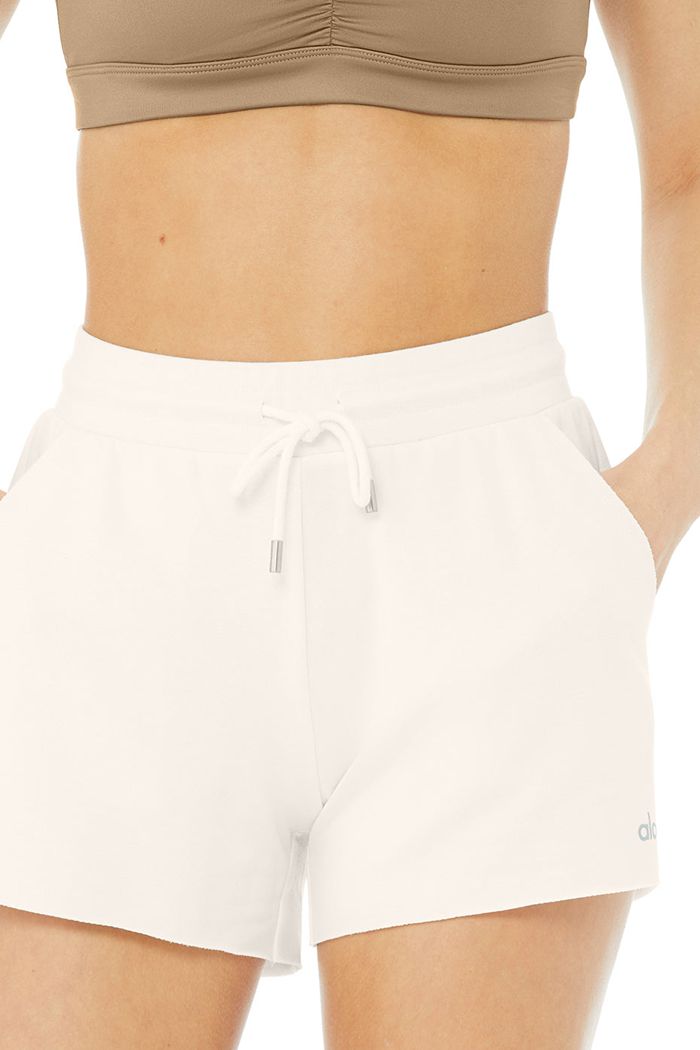 White Alo Yoga Dreamy Women's Short | 41985BJEW