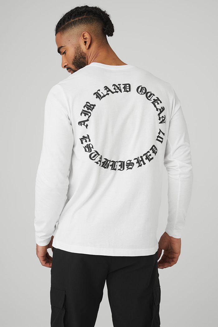 White Alo Yoga Graphic Ancient English Men's Long Sleeve | 37521UKIX