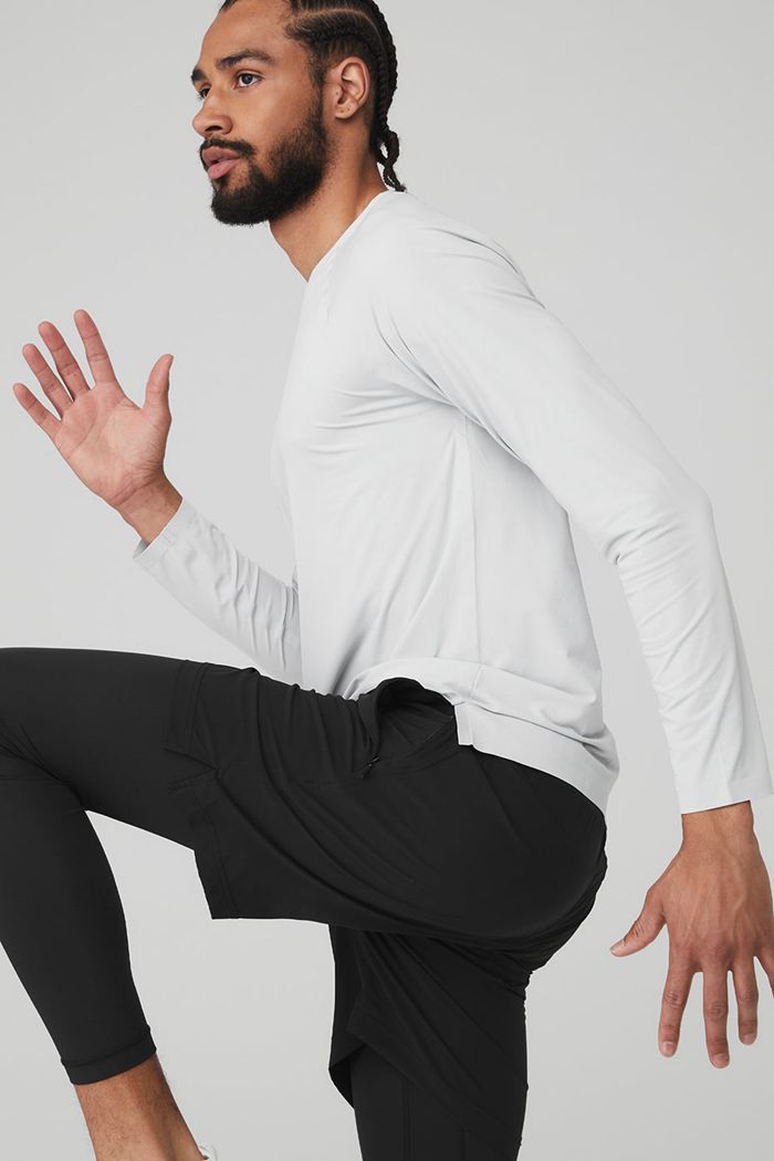 White Alo Yoga Idol Performance Tee Men's Long Sleeve | 27645PBHD