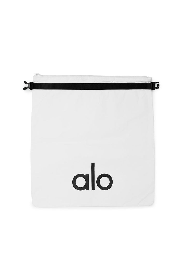 White Alo Yoga Keep It Dry Fitness Men's Bags | 08273MIVH