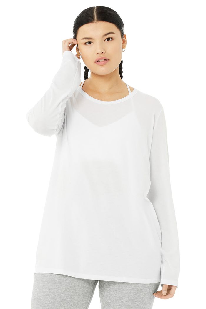 White Alo Yoga Motion Women's Long Sleeve | 07245PUIM