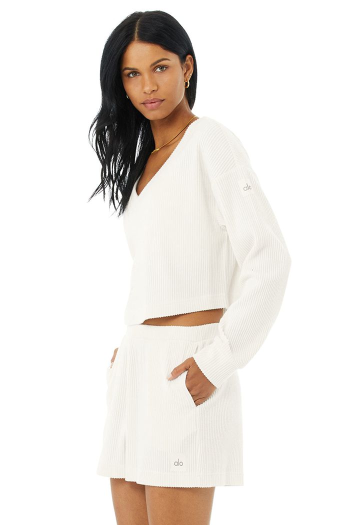 White Alo Yoga Muse V-Neck Women's Pullover | 48790DJGC