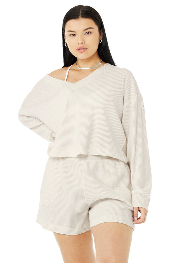 White Alo Yoga Muse V-Neck Women's Pullover | 48790DJGC