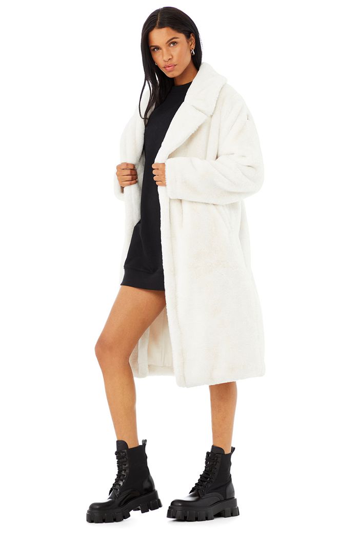 White Alo Yoga Oversized Faux Fur Trench Women's Coat | 27513JNTZ