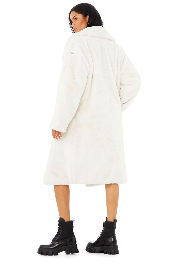 White Alo Yoga Oversized Faux Fur Trench Women's Coat | 27513JNTZ