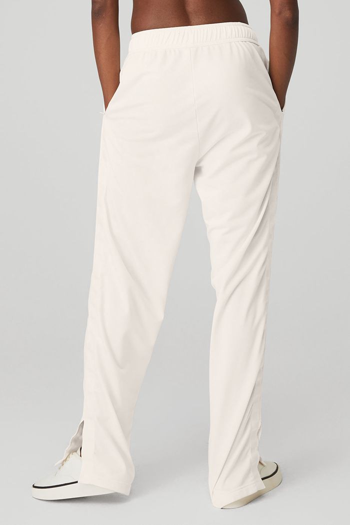 White Alo Yoga Prizewinner Women's Pants | 74805QWGY