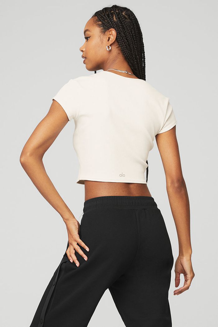 White Alo Yoga Ribbed Cropped Savvy Women's Short Sleeve | 53986ICQV