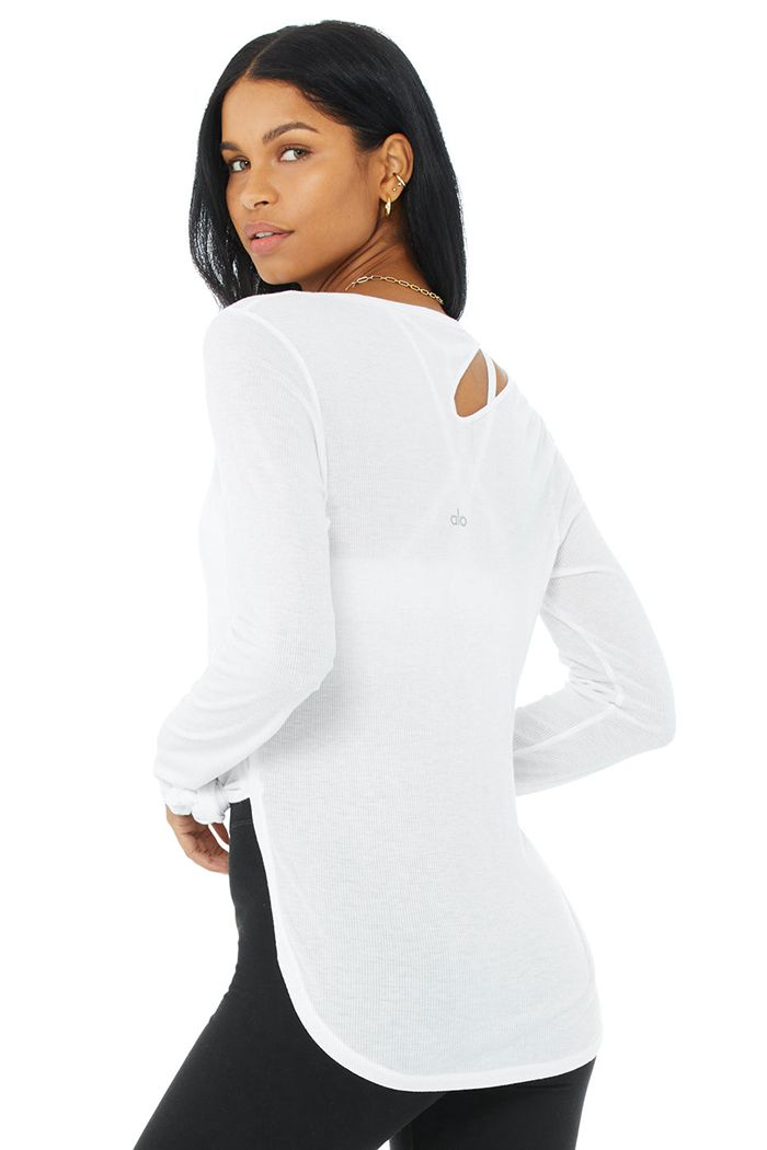 White Alo Yoga Ribbed Peak Women's Long Sleeve | 78130XVRZ