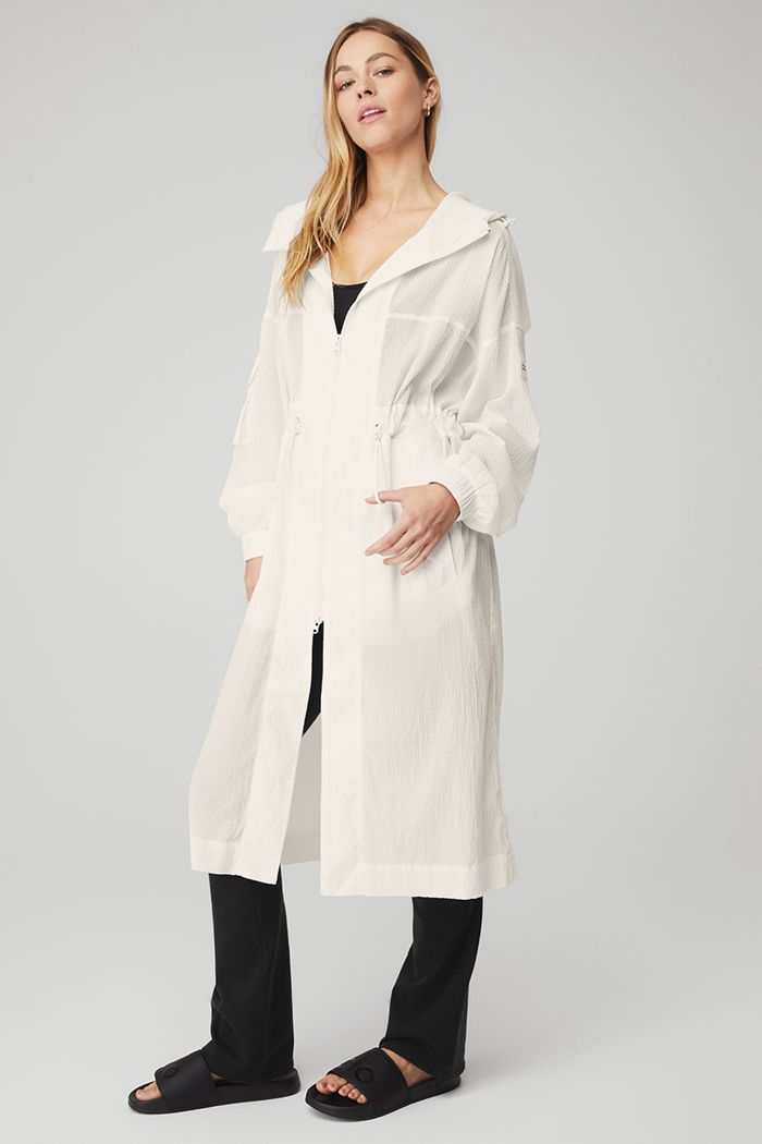 White Alo Yoga Summer Nights Lightweight Women's Coat | 48350IJLT