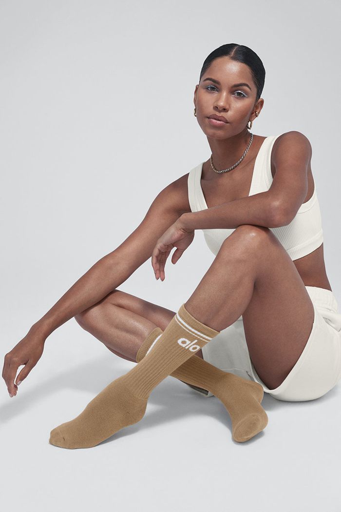 White Alo Yoga Throwback Women's Socks | 87316KMNL