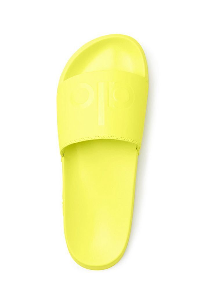 Yellow Alo Yoga It Slide 2 Women's Shoes | 51942GQFH